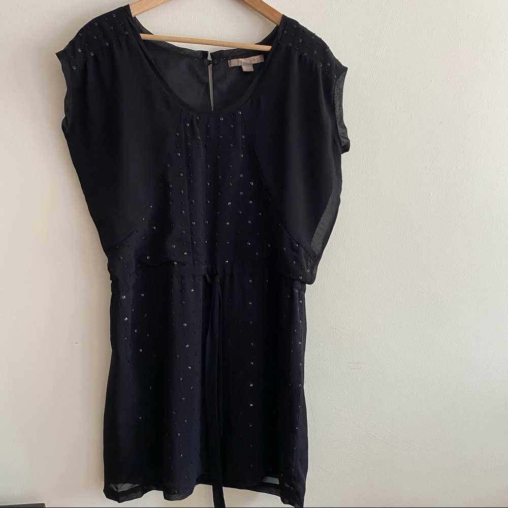 black sequins dress